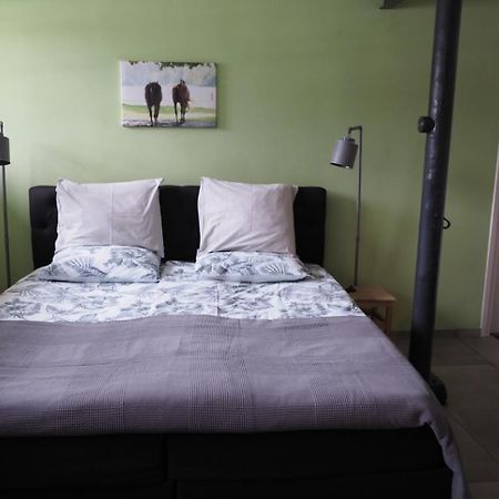 Boerderij De Enkhoeve Laag-Soeren Bagian luar foto